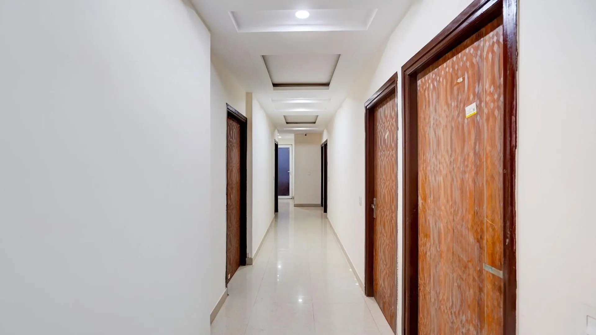 Ys Upscale Residency Hotel Gurgaon