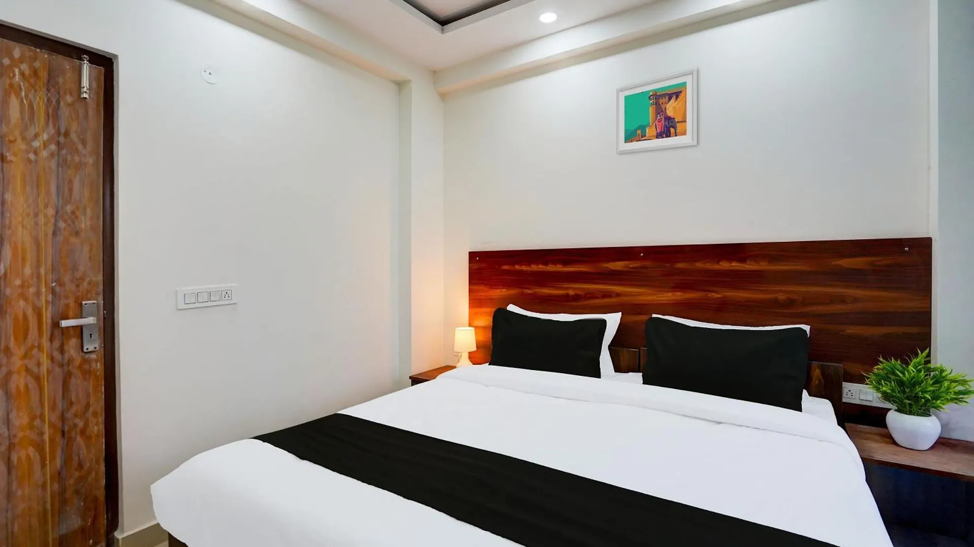 Ys Upscale Residency Hotel Gurgaon